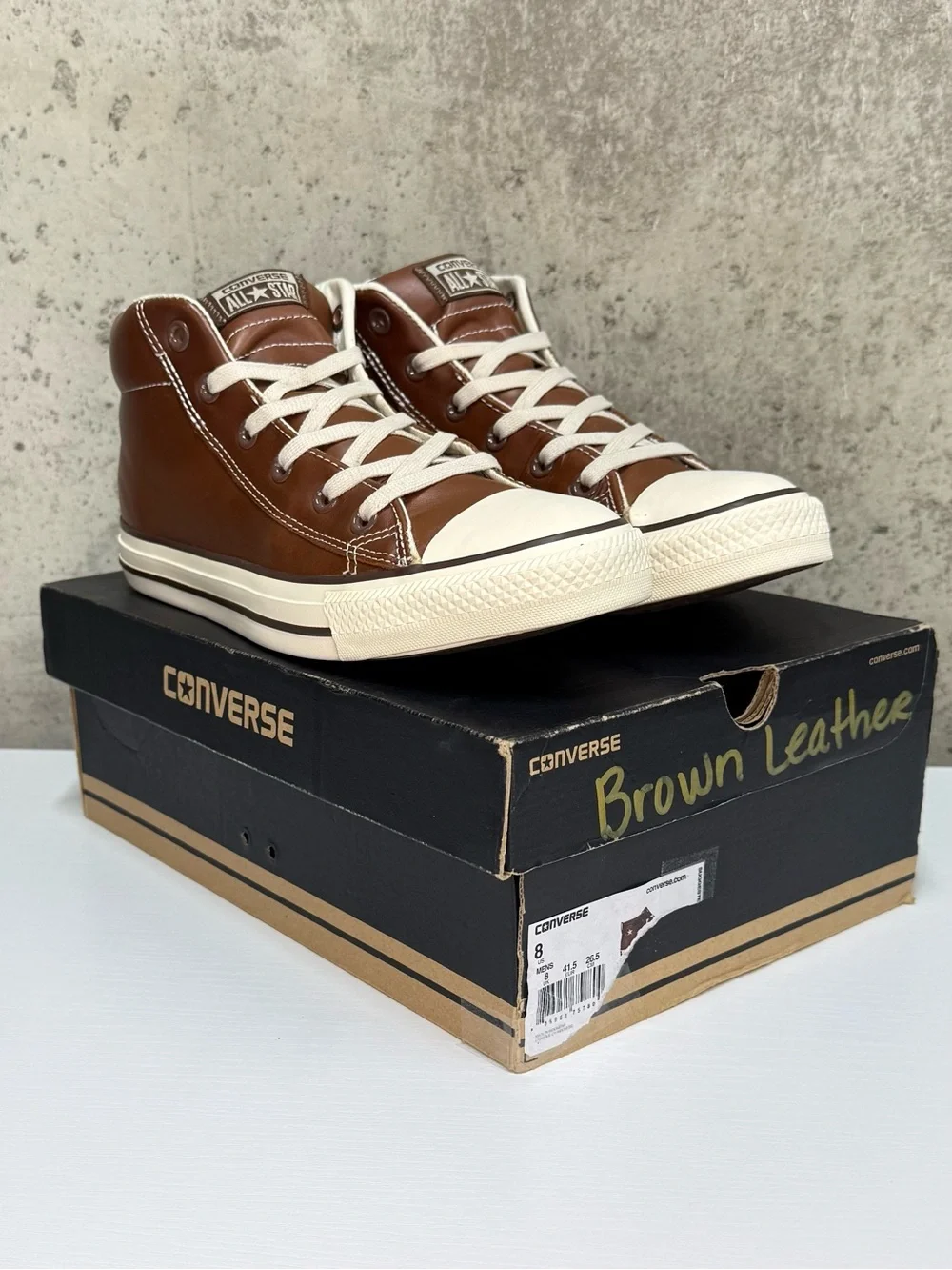 Converse Chuck Taylor Pinecone Brown Leather Sneakers Men’s 8